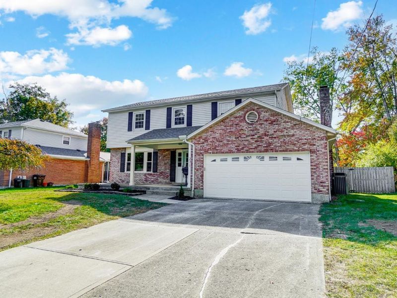 271 Albright Drive, Loveland, OH 45140 Photo 3