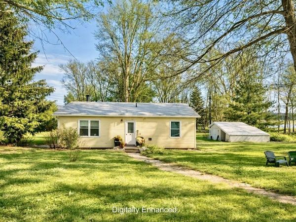 91 Hathaway Inn Drive, St. Albans Town, VT 05478