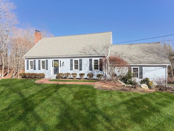5 Farm Rd, Sherborn, MA 01770