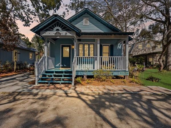 317 NE Lisette Ln, Steinhatchee, FL 32359