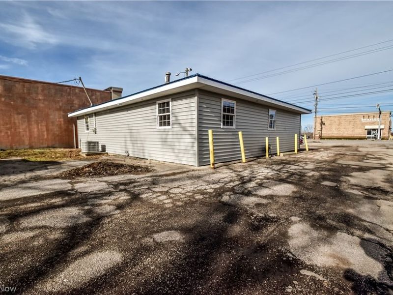 7496 Mentor , Mentor, OH 44060 Photo 3