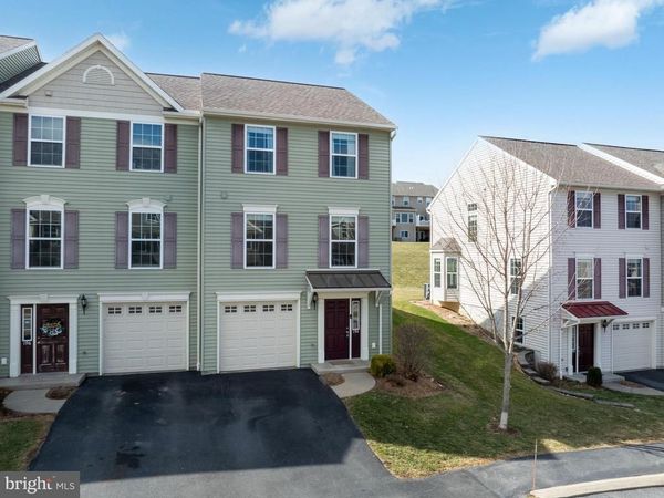 194 KESTREL LANE, BOALSBURG, PA 16827