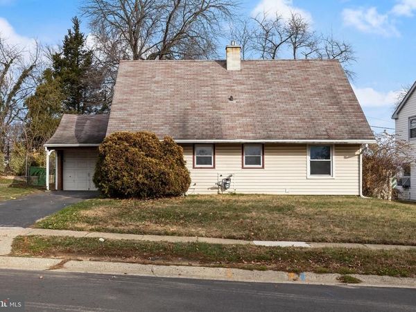 27 MARSHAL LANE , WILLINGBORO, NJ 08046