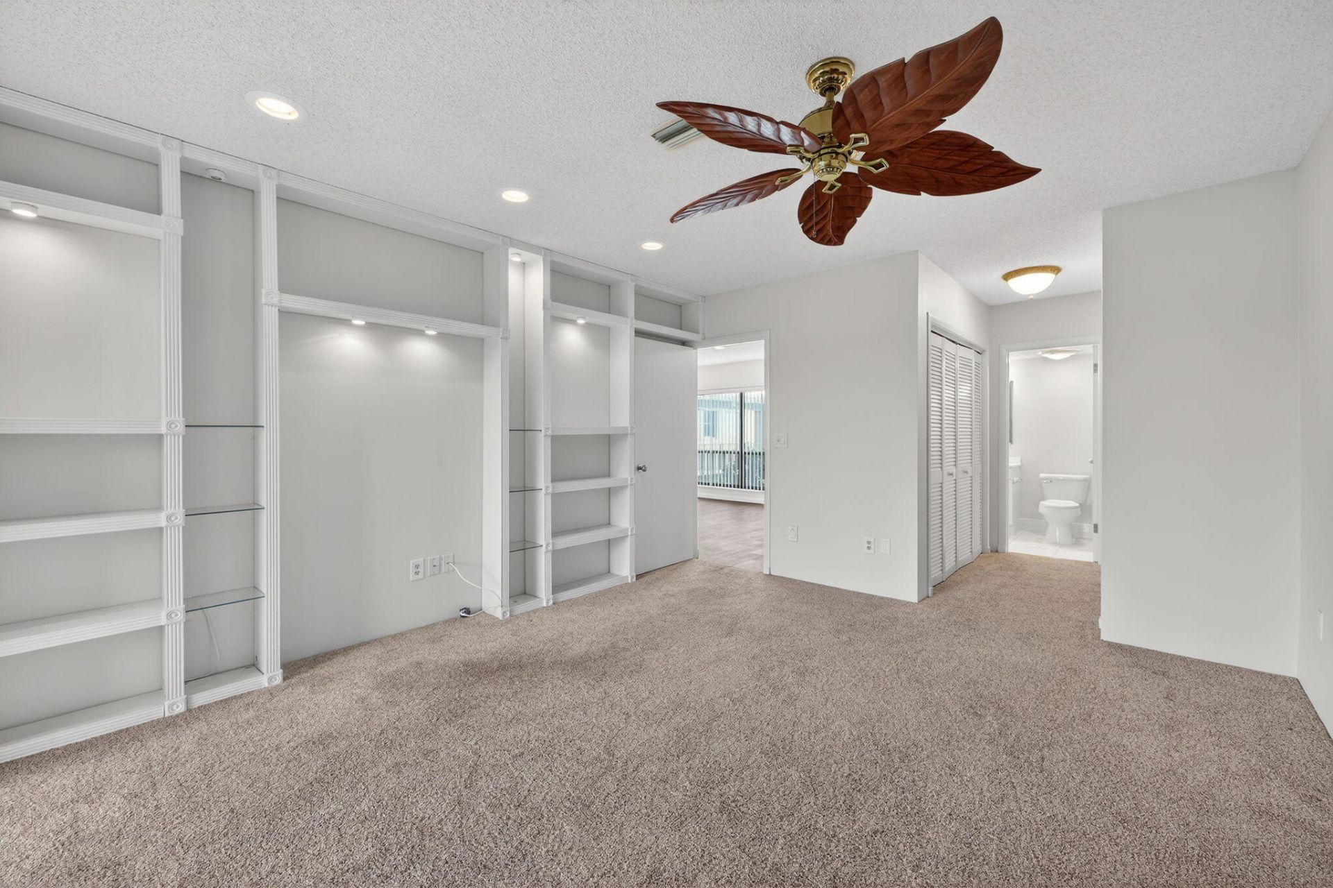 16 SE Turtle Creek Drive, Unit E, Tequesta, FL 33469 Photo