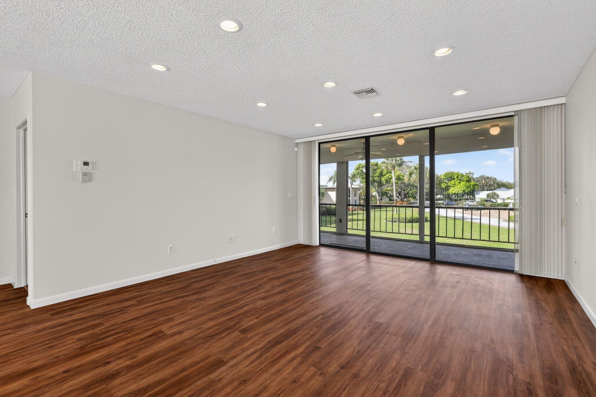 16 SE Turtle Creek Drive, Unit E, Tequesta, FL 33469 Photo