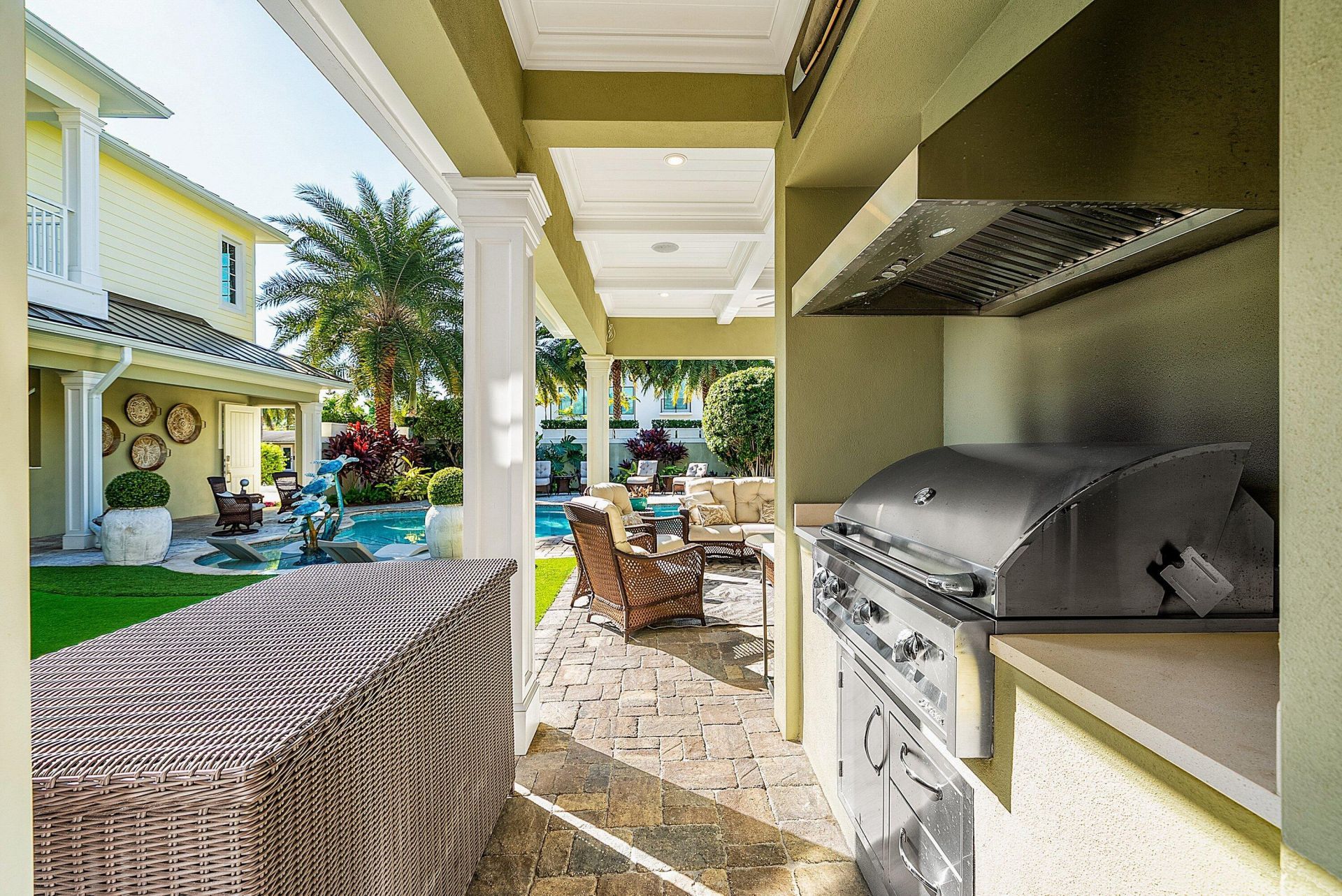 201 NE 3rd Court, Boca Raton, FL 33432 Photo