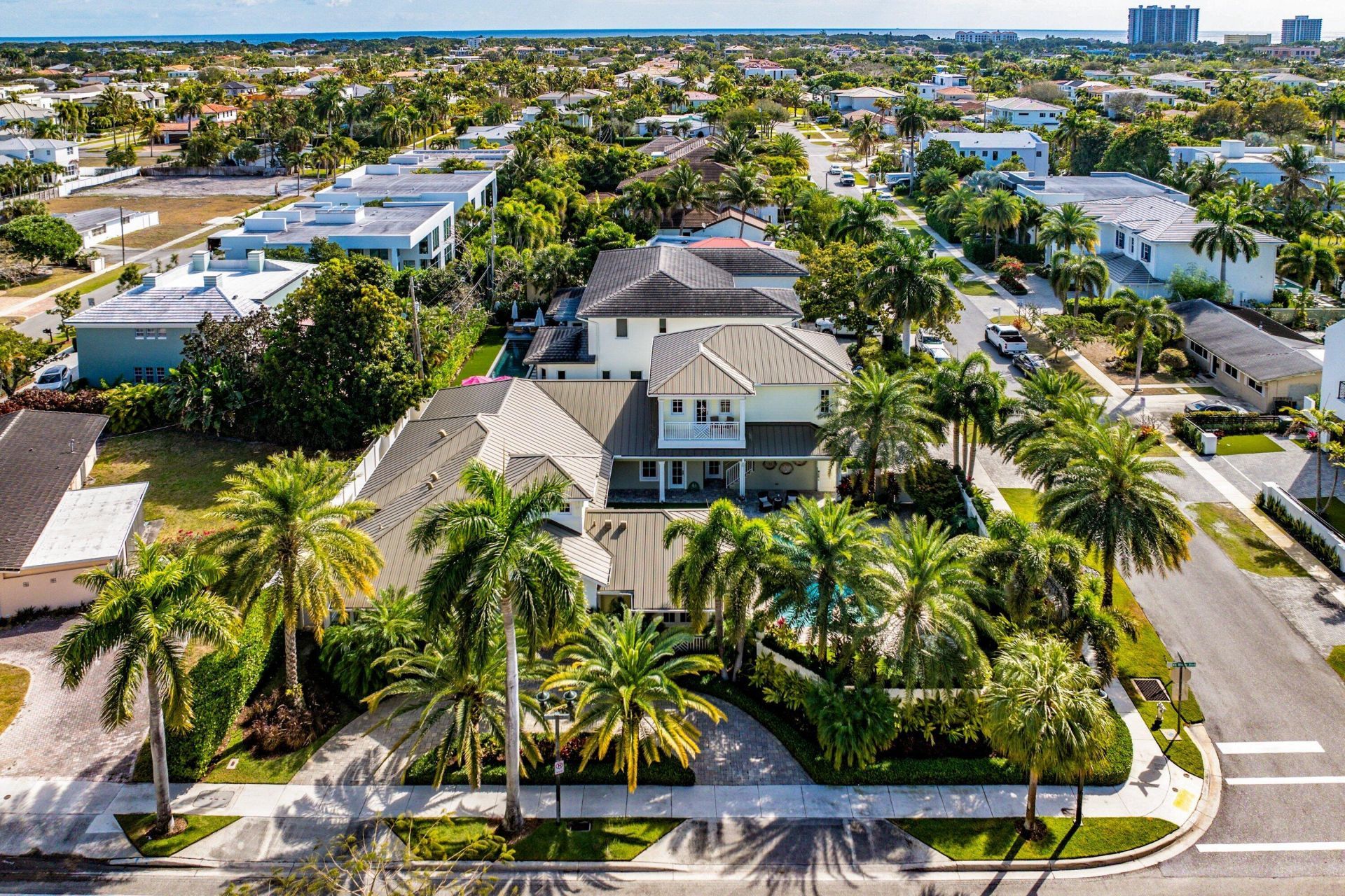 201 NE 3rd Court, Boca Raton, FL 33432 Photo