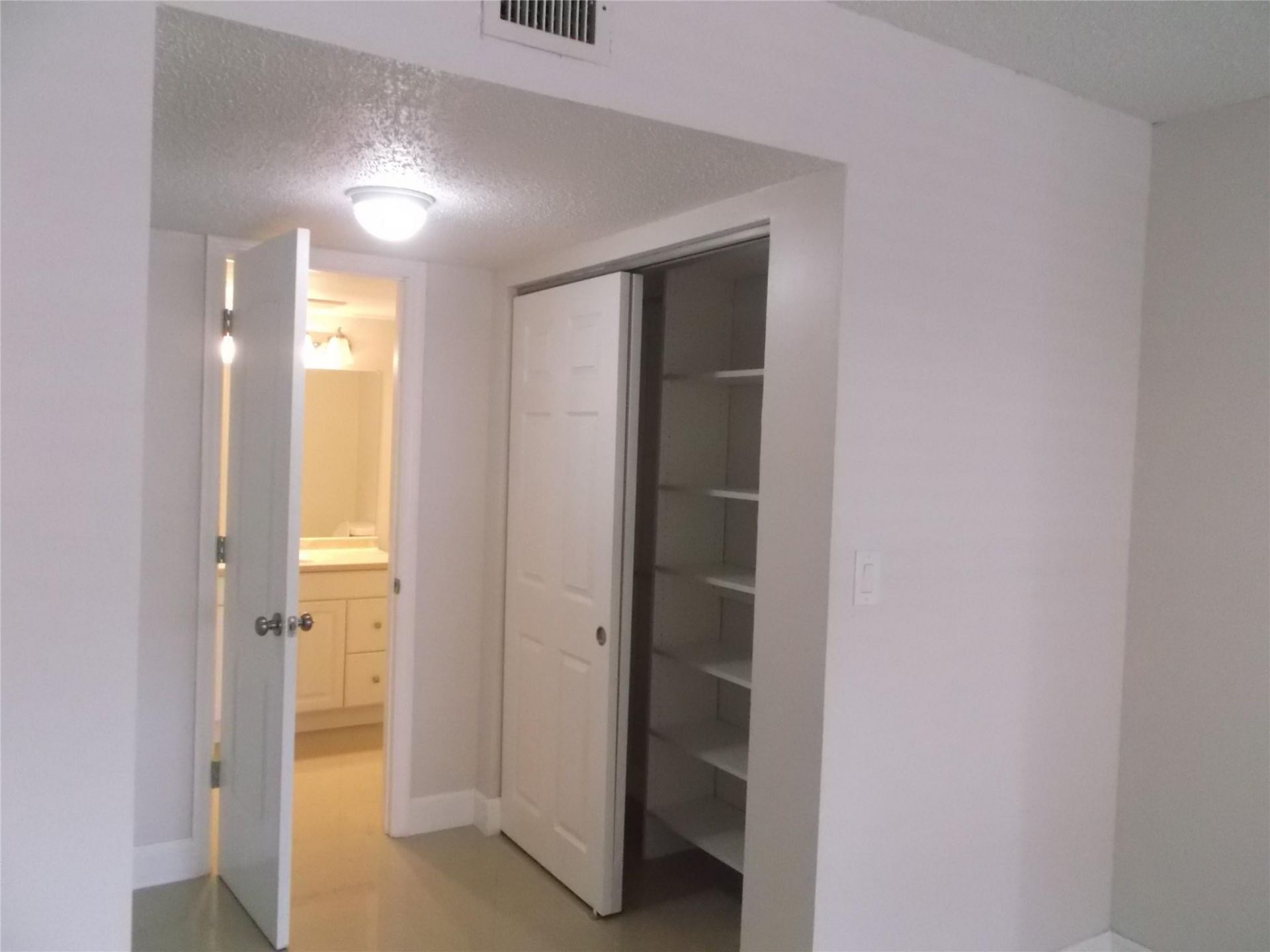 2955 Riverside Drive, Unit 103, Coral Springs, FL 33065 Photo