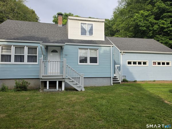 593 Mohegan Avenue, Waterford, CT 06375