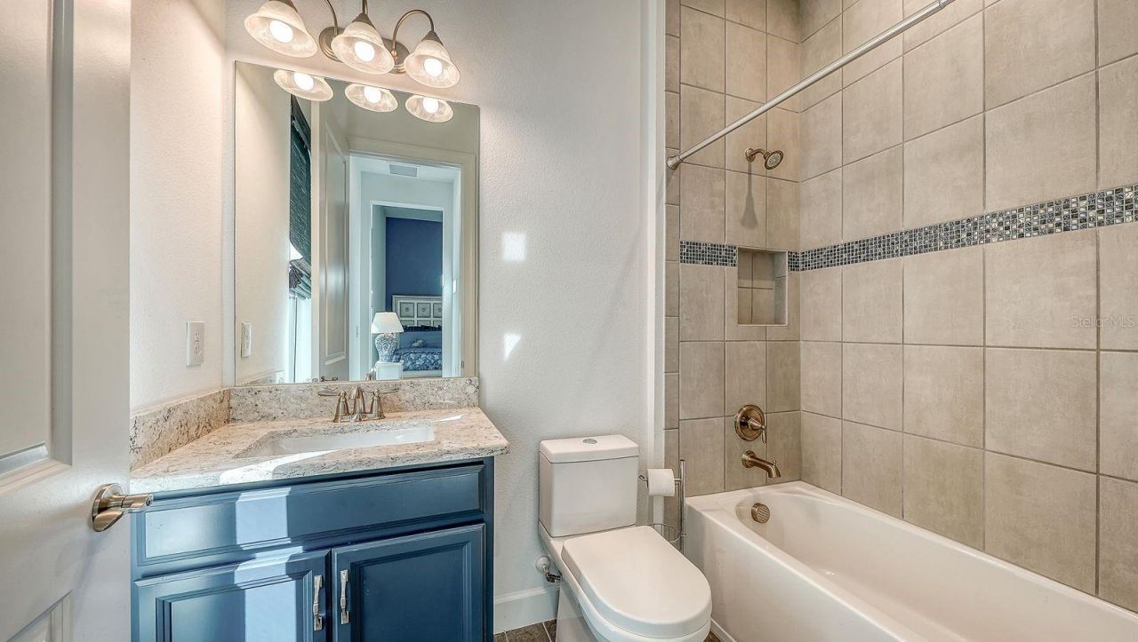 9296 Starry Night Avenue, Sarasota, FL 34241 Photo