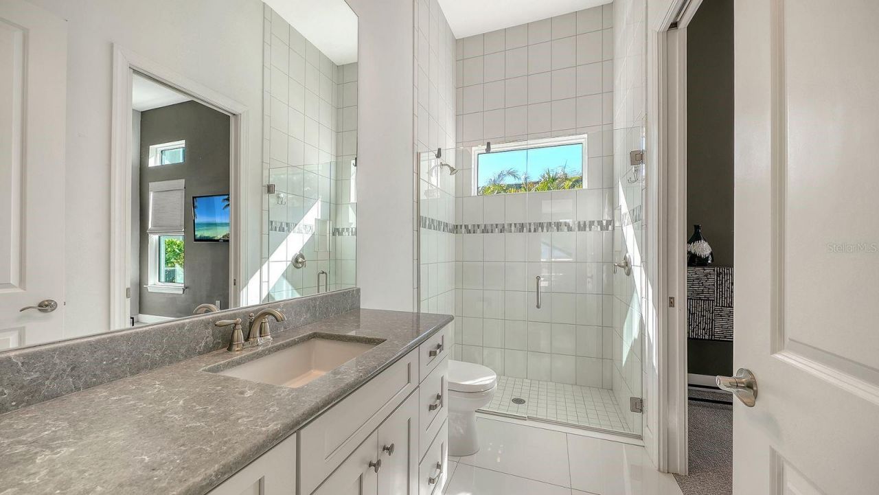 9296 Starry Night Avenue, Sarasota, FL 34241 Photo