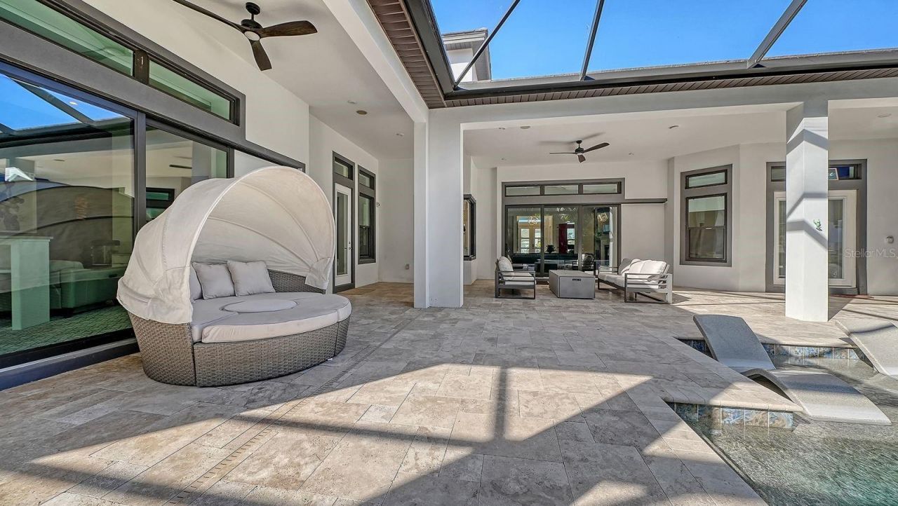 9296 Starry Night Avenue, Sarasota, FL 34241 Photo