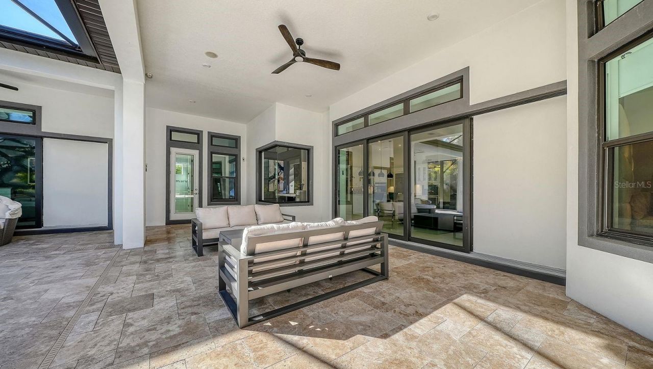 9296 Starry Night Avenue, Sarasota, FL 34241 Photo