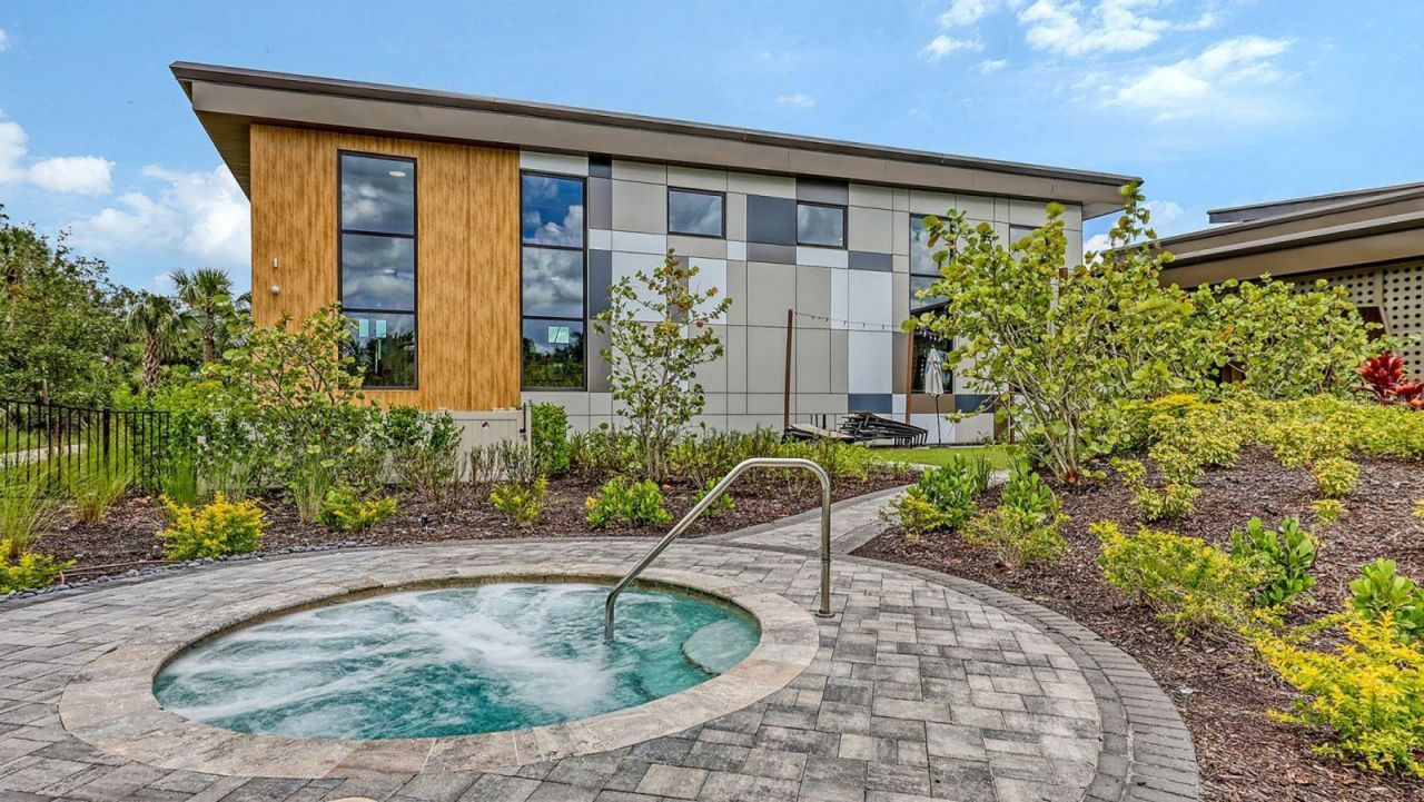 9296 Starry Night Avenue, Sarasota, FL 34241 Photo