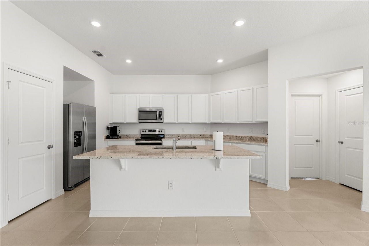 1429 Mattie Pointe Lane , Auburndale, FL 33823 Photo