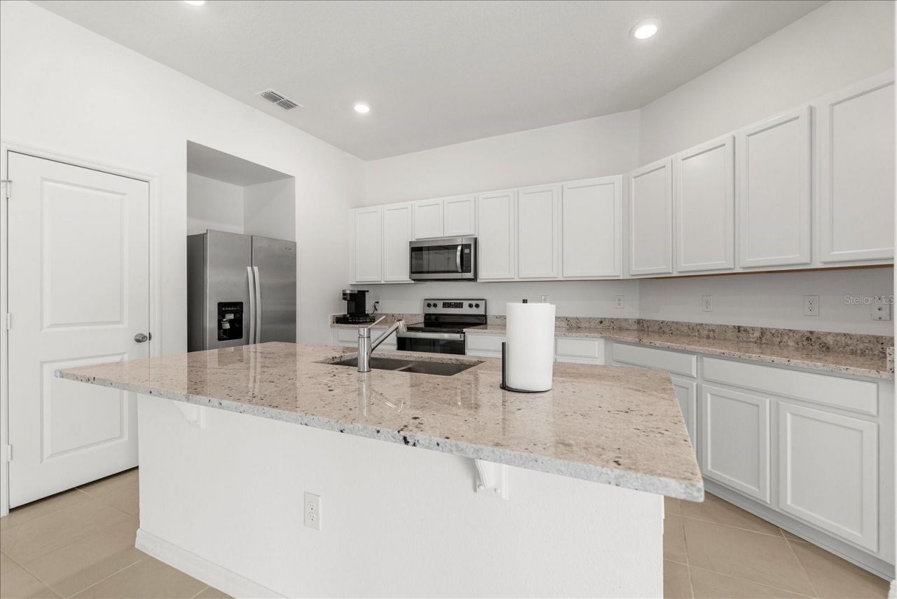 1429 Mattie Pointe Lane , Auburndale, FL 33823 Photo