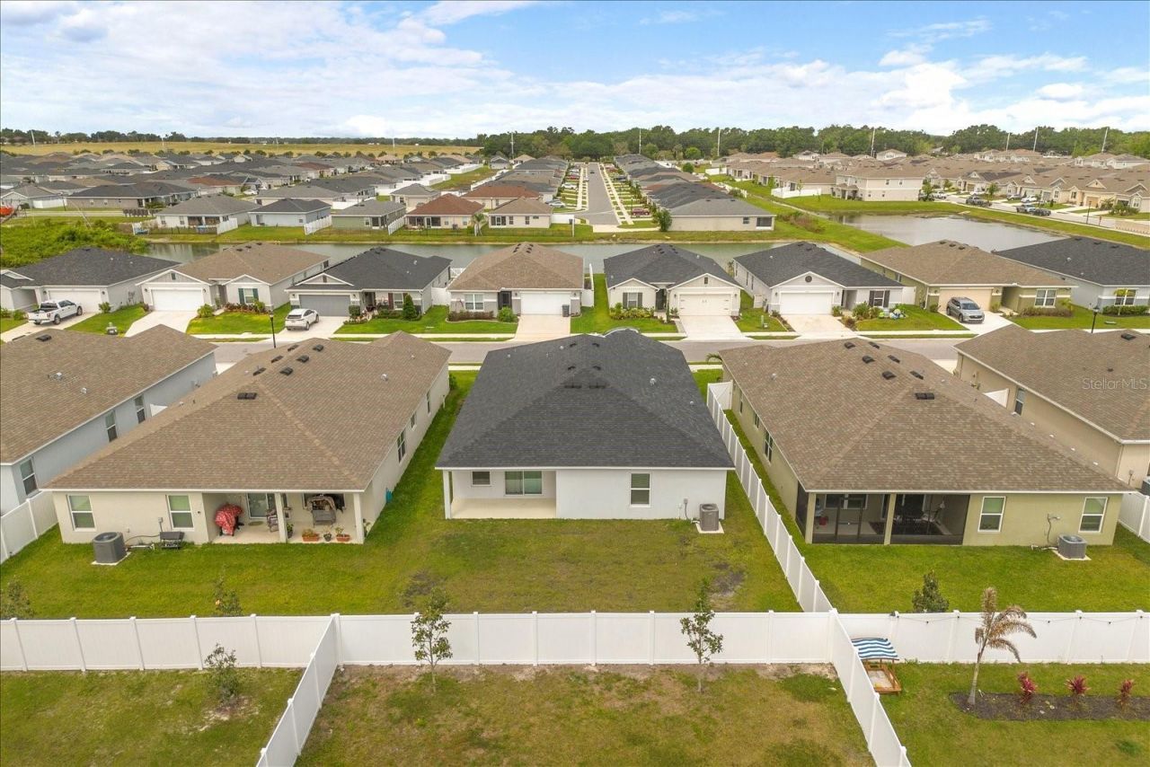 1429 Mattie Pointe Lane , Auburndale, FL 33823 Photo