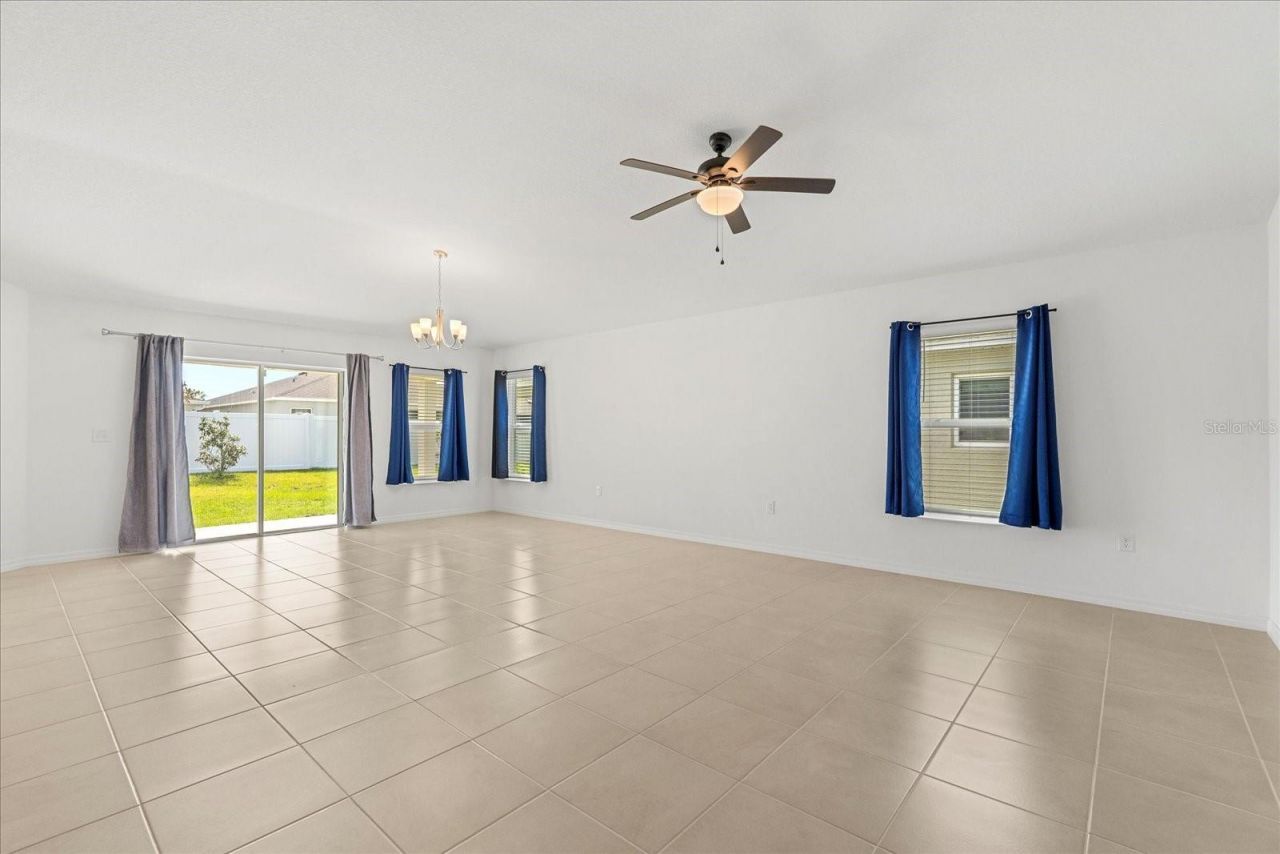 1429 Mattie Pointe Lane , Auburndale, FL 33823 Photo