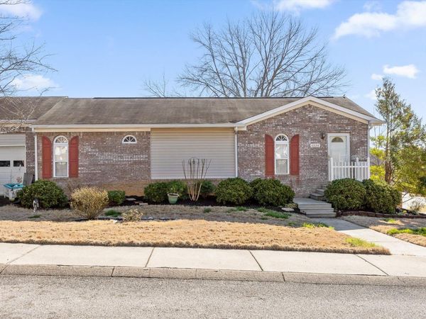 6534 Hickory Trace Circle, Chattanooga, TN 37421