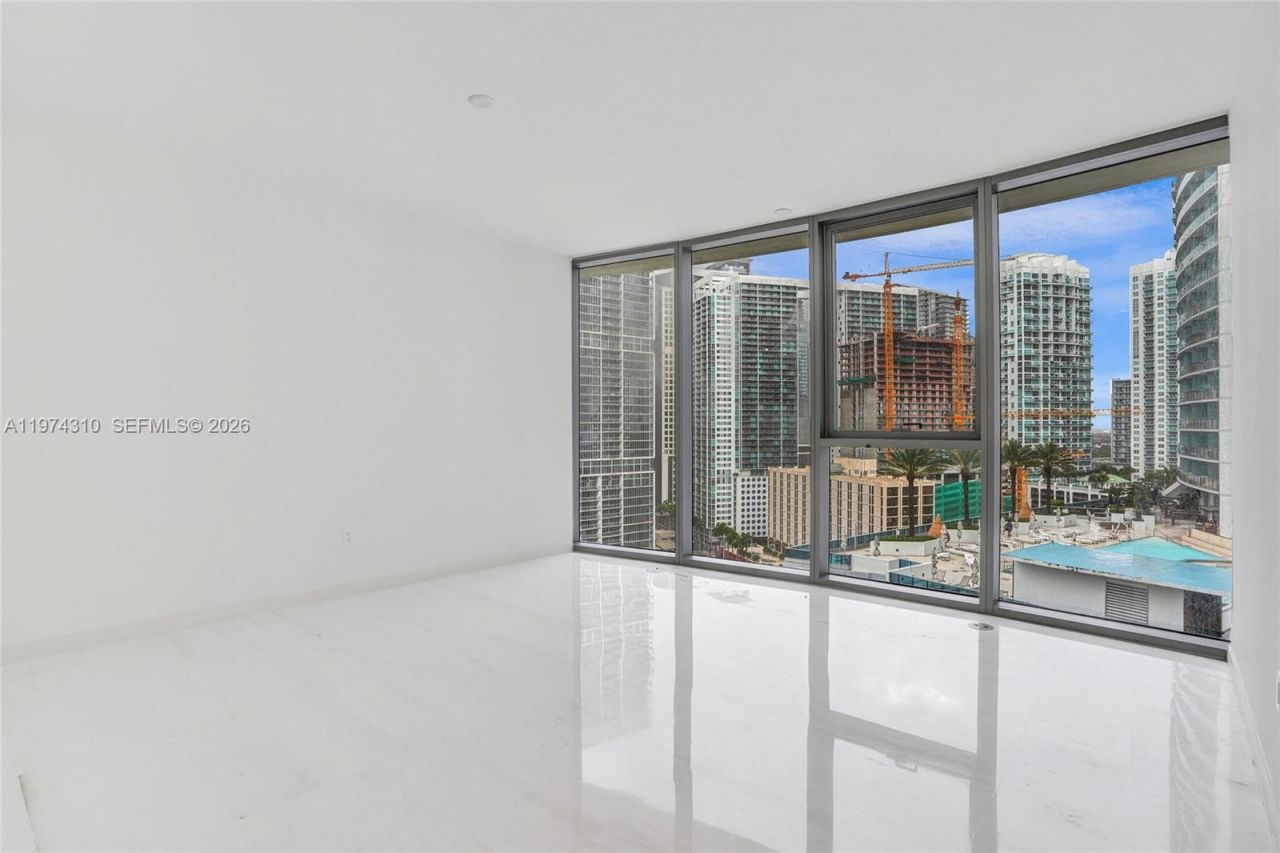 300 Biscayne Blvd Way , Unit 1807, Miami, FL 33131 Photo