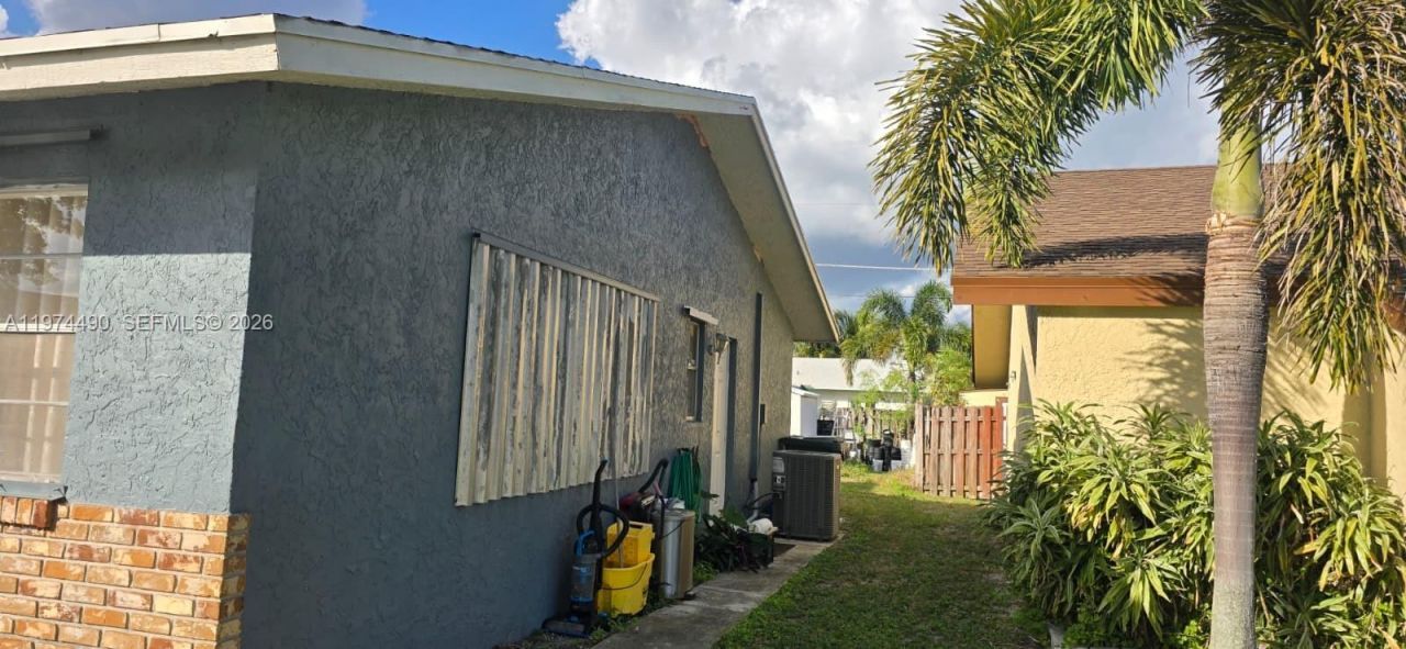 565 NW 54th St , Boca Raton, FL 33487 Photo