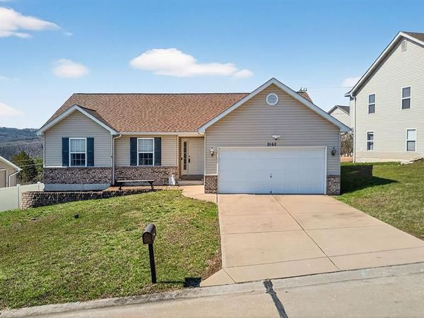 2162 Oakglen Street, Imperial, MO 63052