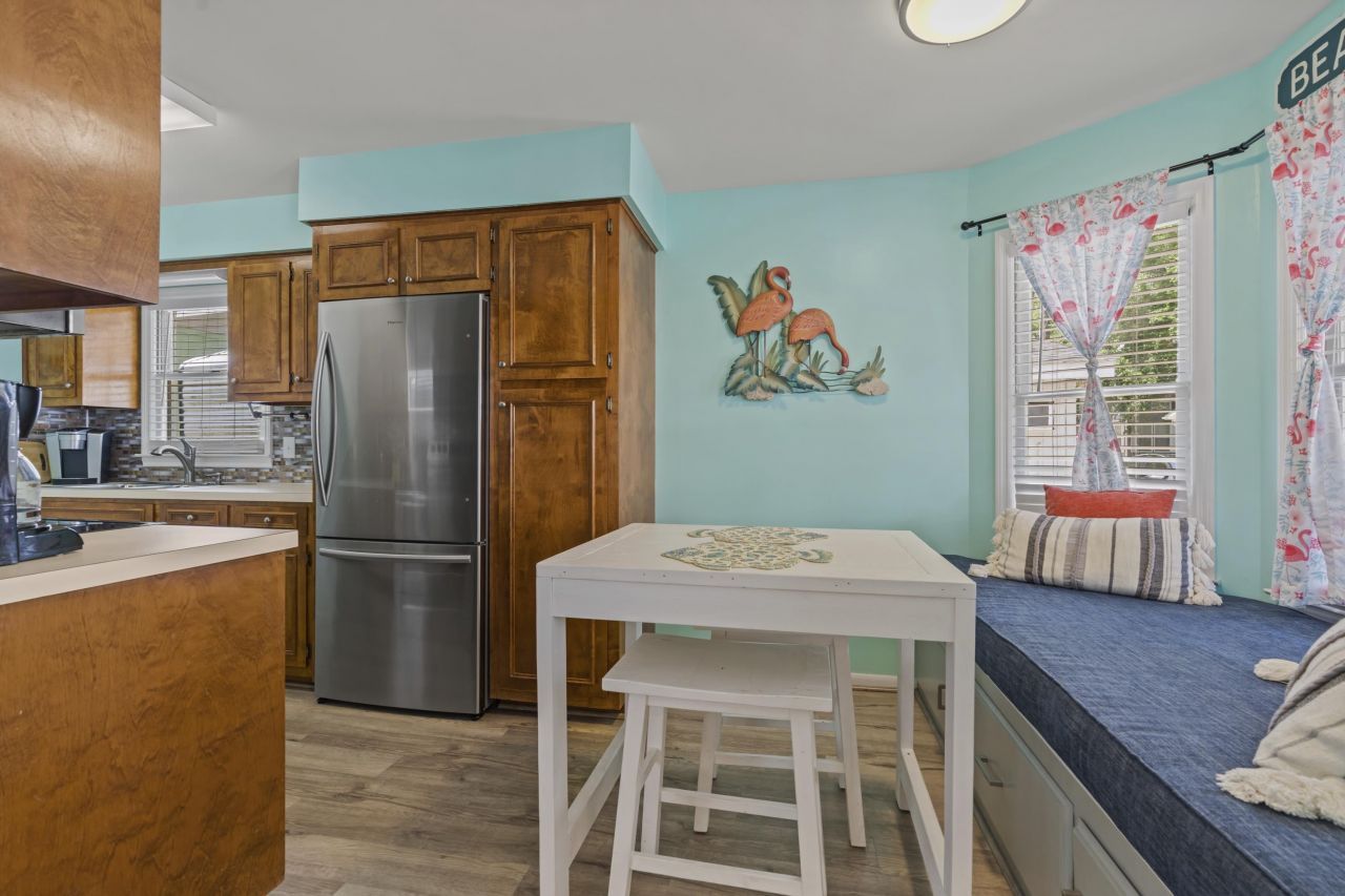 6001 - 1308 S King Hwy.  Photo 12