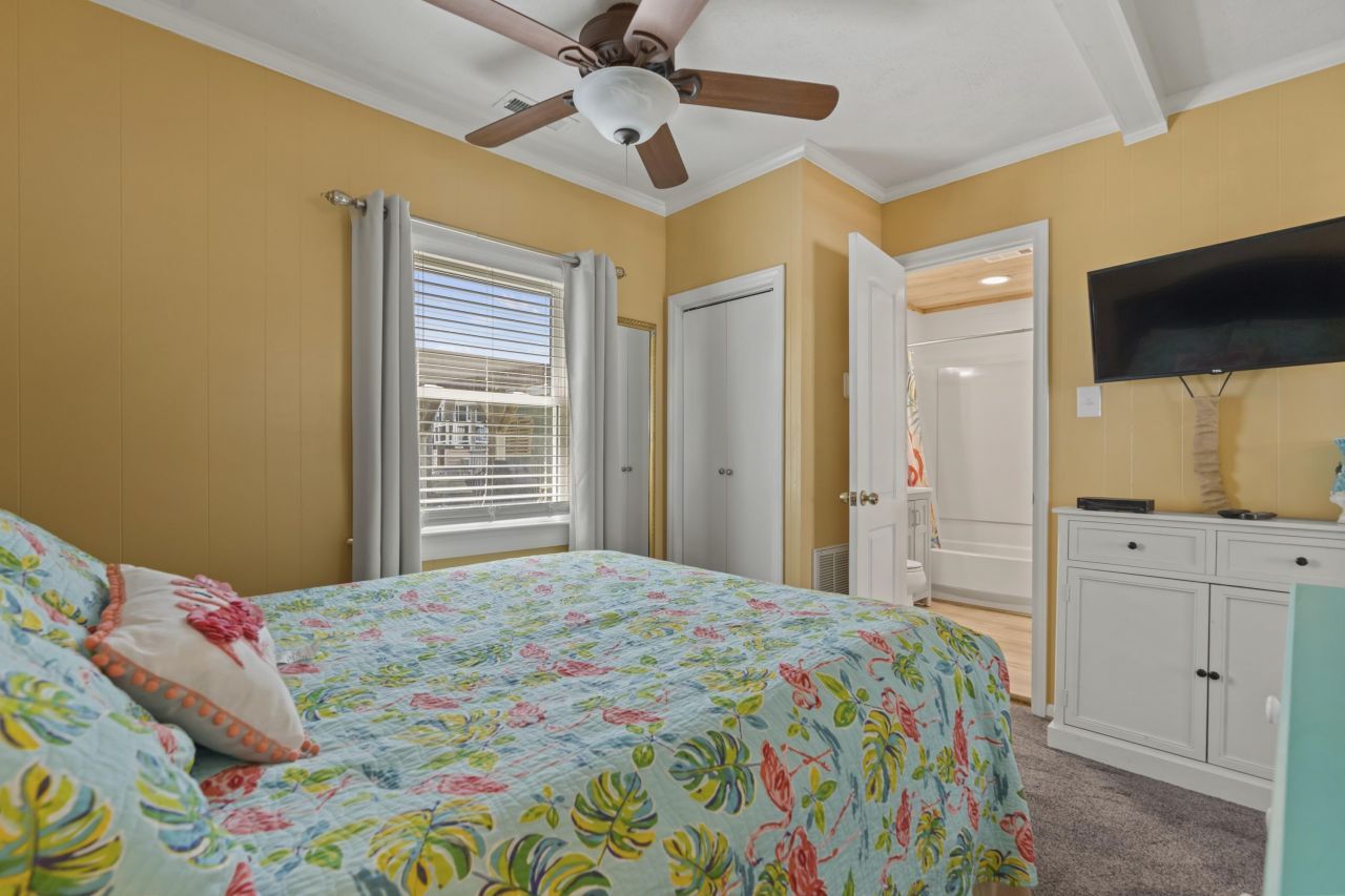 6001 - 1308 S King Hwy.  Photo 20