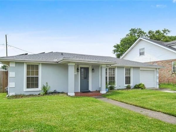 208 BEAR Drive, Arabi, LA 70032