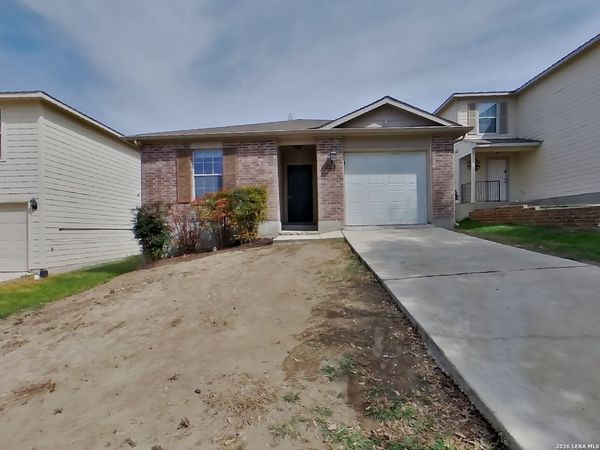 5746 Butch, San Antonio, TX 78252