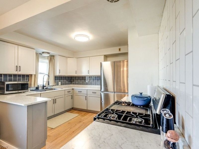 13801 Bangor Avenue , Garfield Heights, OH 44125 Photo 11