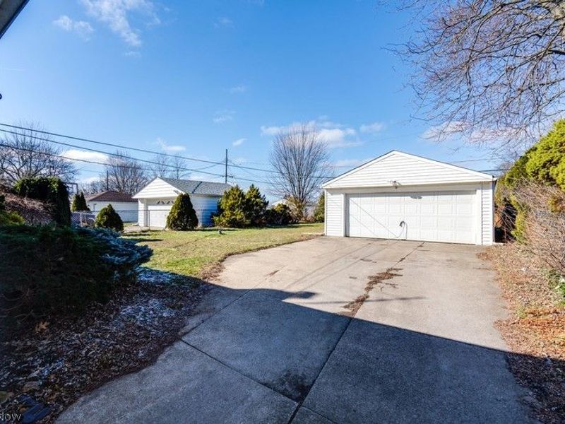 13801 Bangor Avenue , Garfield Heights, OH 44125 Photo 3