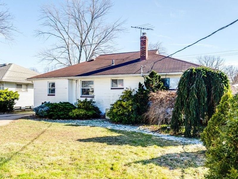 13801 Bangor Avenue , Garfield Heights, OH 44125 Photo 4