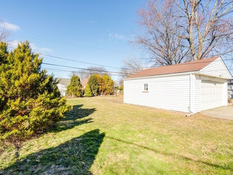 13801 Bangor Avenue , Garfield Heights, OH 44125 Photo 5