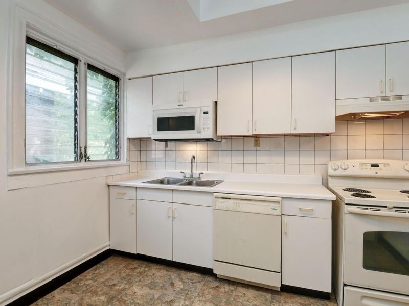 1427 1/2 Bryden Road , Columbus, OH 43205 Photo 16