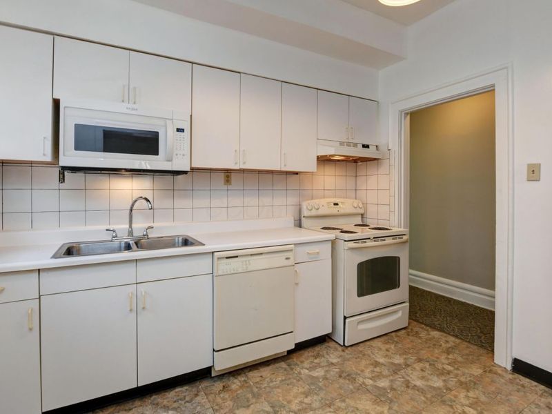 1427 1/2 Bryden Road , Columbus, OH 43205 Photo 17