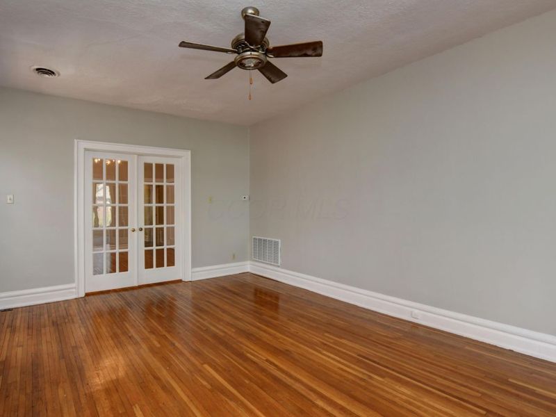 1427 1/2 Bryden Road , Columbus, OH 43205 Photo 8