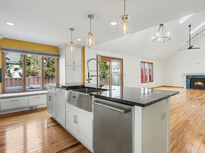 1354 Lorine Place, Columbus, OH 43235 Photo 13