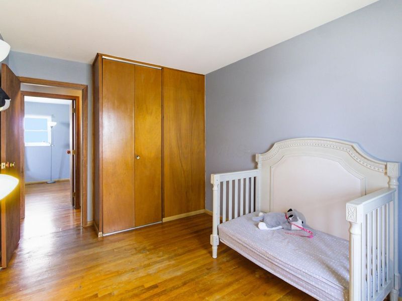 988 S Roys Avenue , Columbus, OH 43204 Photo 10