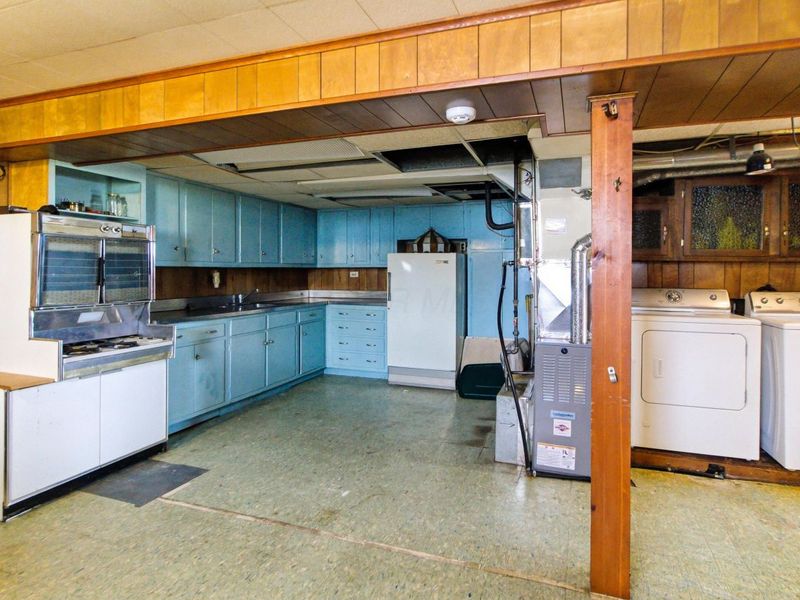 988 S Roys Avenue , Columbus, OH 43204 Photo 18