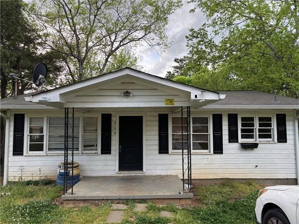 309 Crest Drive, Calhoun, GA 30701