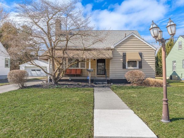 451 Lawnview Avenue, Springfield, OH 45505