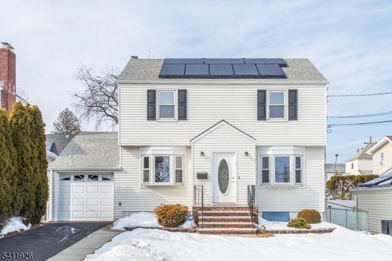 10 Burlington Rd, Clifton, NJ 07012 Main Photo