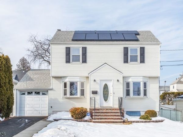 10 Burlington Rd, Clifton, NJ 07012