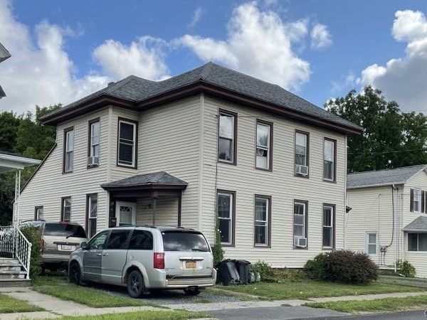 41 Walnut Street, Auburn, NY 13021