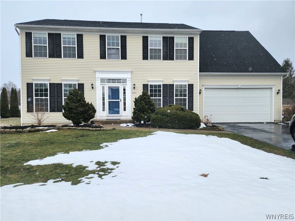 5871 Pinehurst Court, Accord, NY 14085 Main Photo