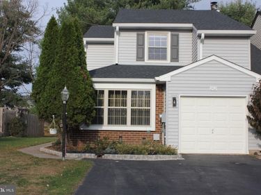 252 MARBLE COURT , YARDLEY, PA 19067