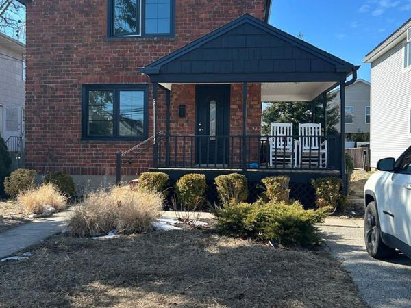 17 Cottonwood Road , Port Washington, NY 11050