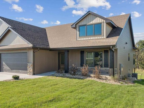 657 Maclan Ct., Iowa City, IA 52246