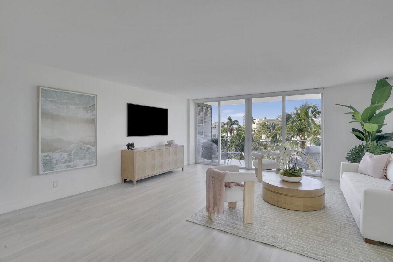 354 Chilean Avenue, Unit 4d, Palm Beach, FL 33480 Photo